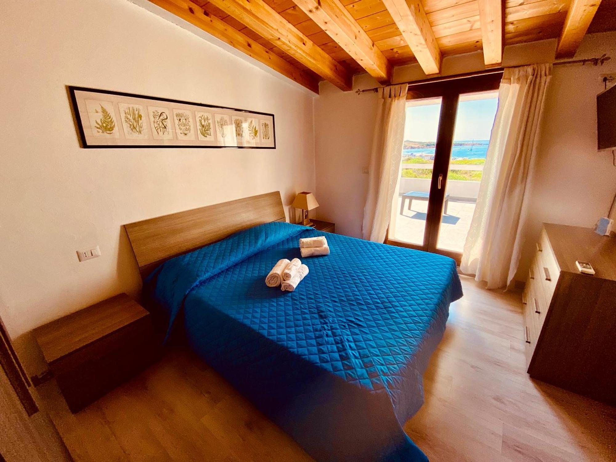 A.I.R. Villa Marinedda イーゾラ・ロッサ エクステリア 写真