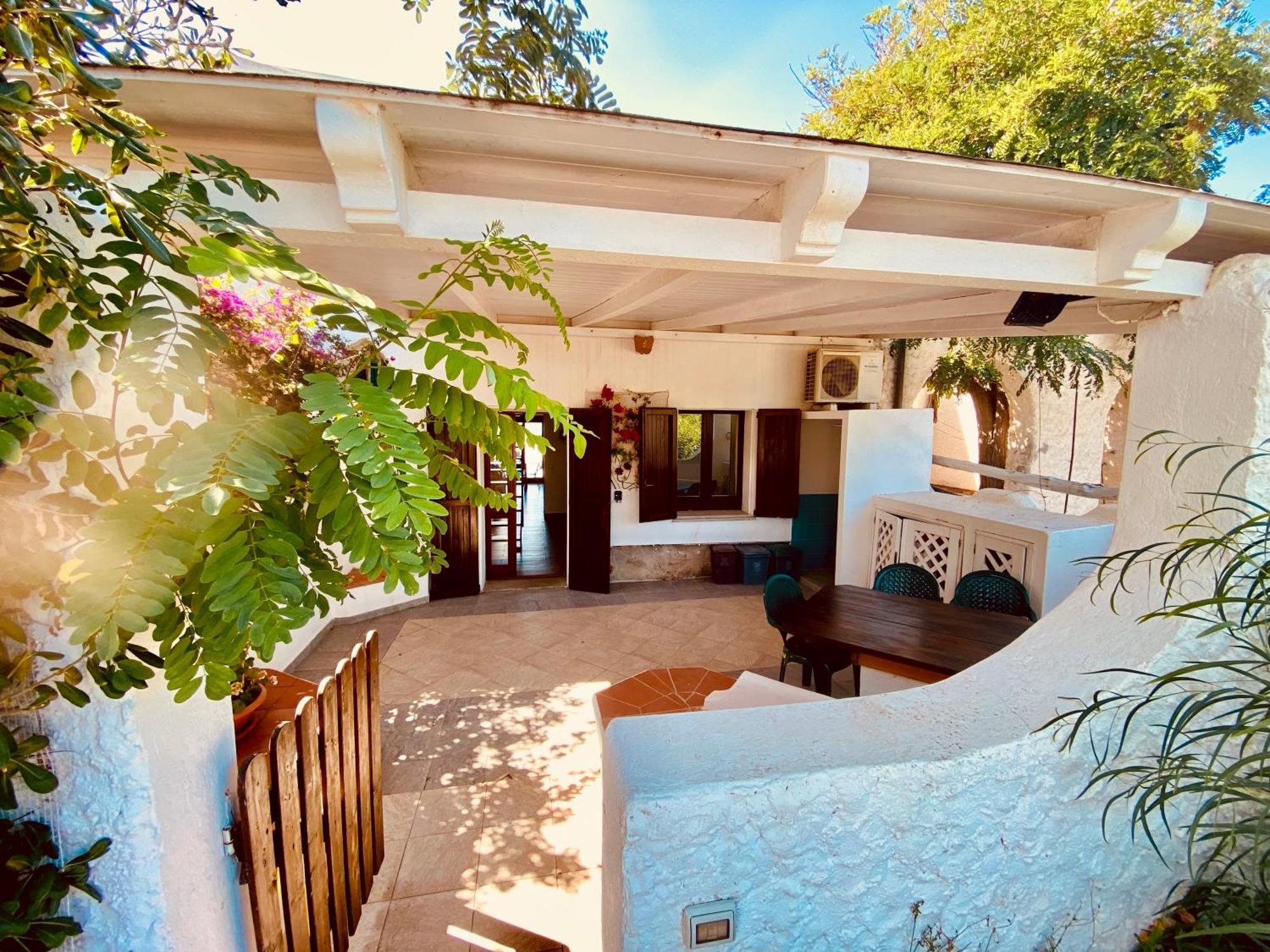 A.I.R. Villa Marinedda イーゾラ・ロッサ エクステリア 写真